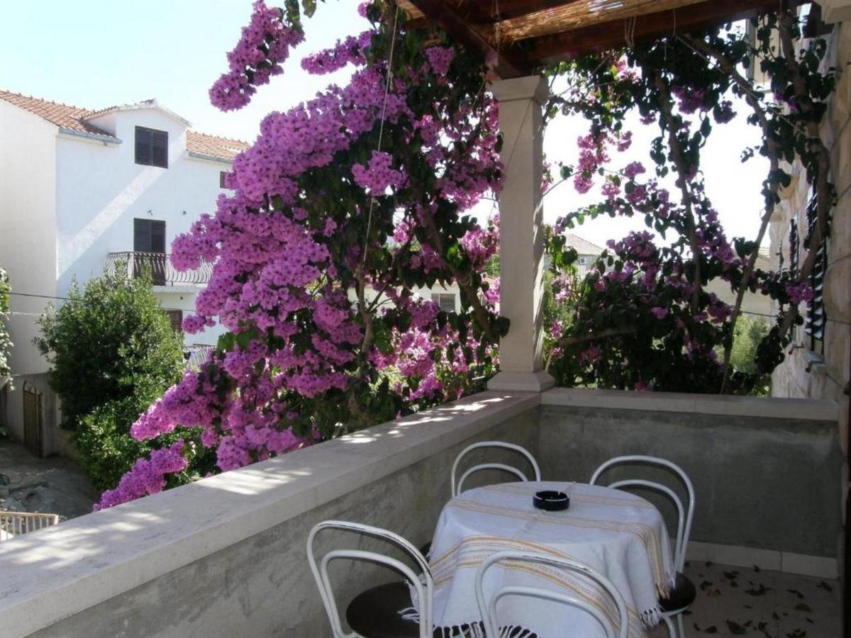Villa Renipol Adults Only Sutivan Kültér fotó