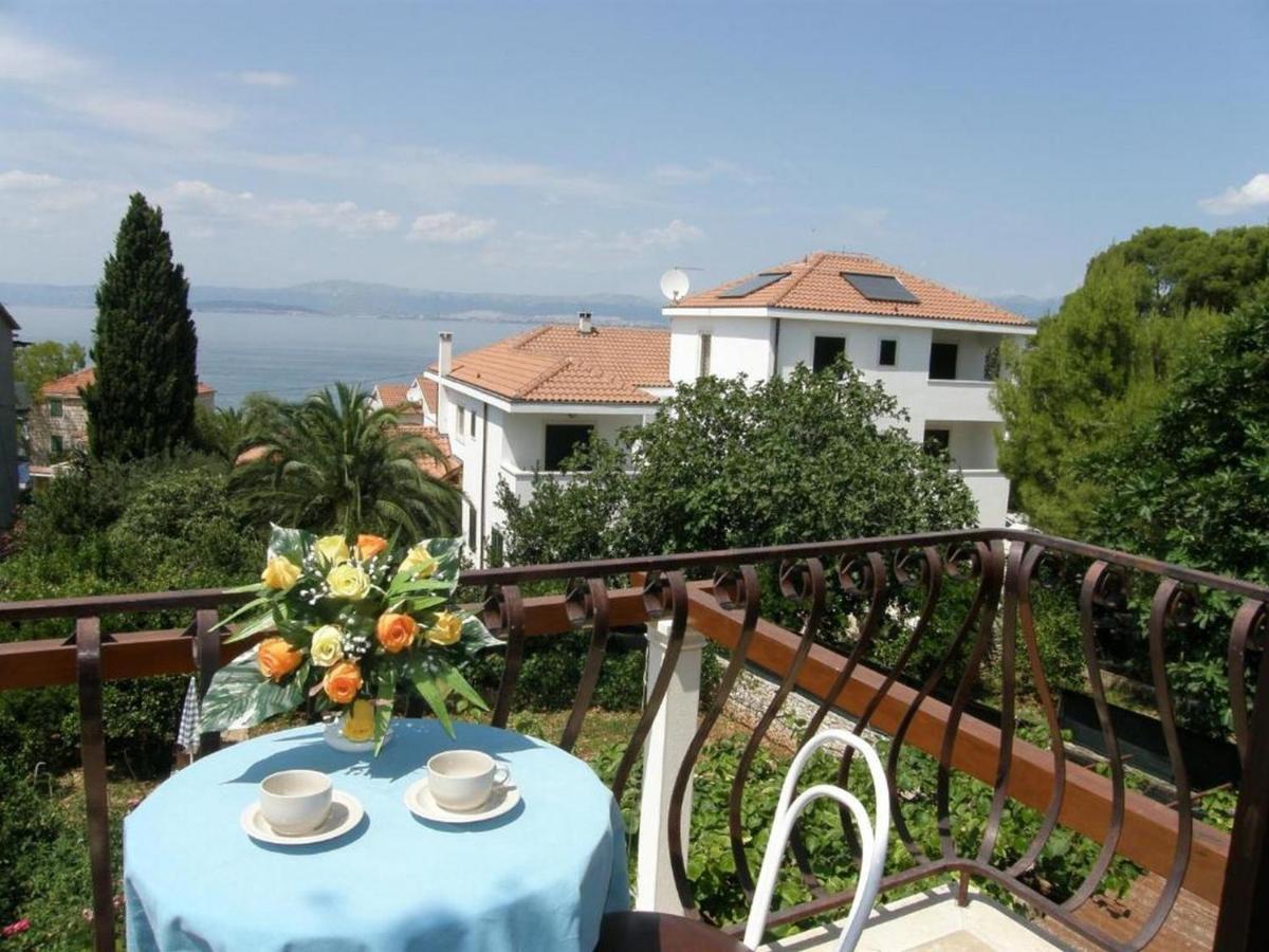 Villa Renipol Adults Only Sutivan Szoba fotó