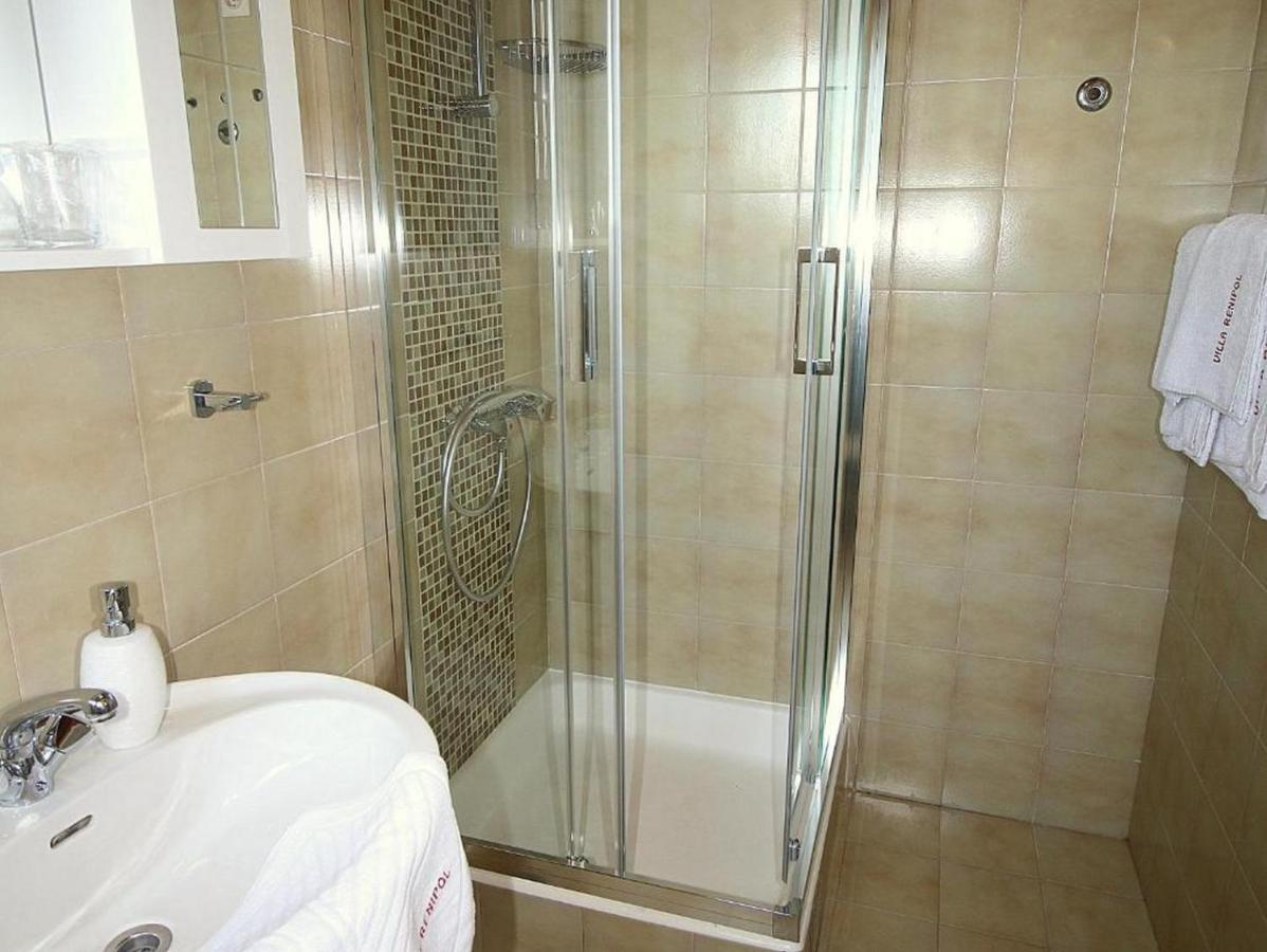Villa Renipol Adults Only Sutivan Kültér fotó