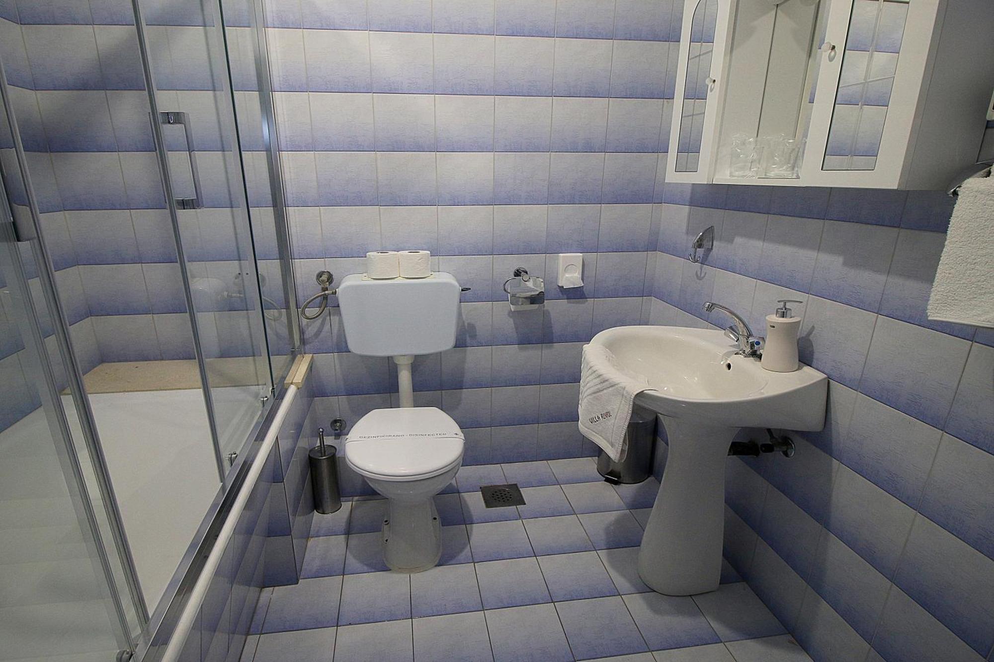 Villa Renipol Adults Only Sutivan Szoba fotó