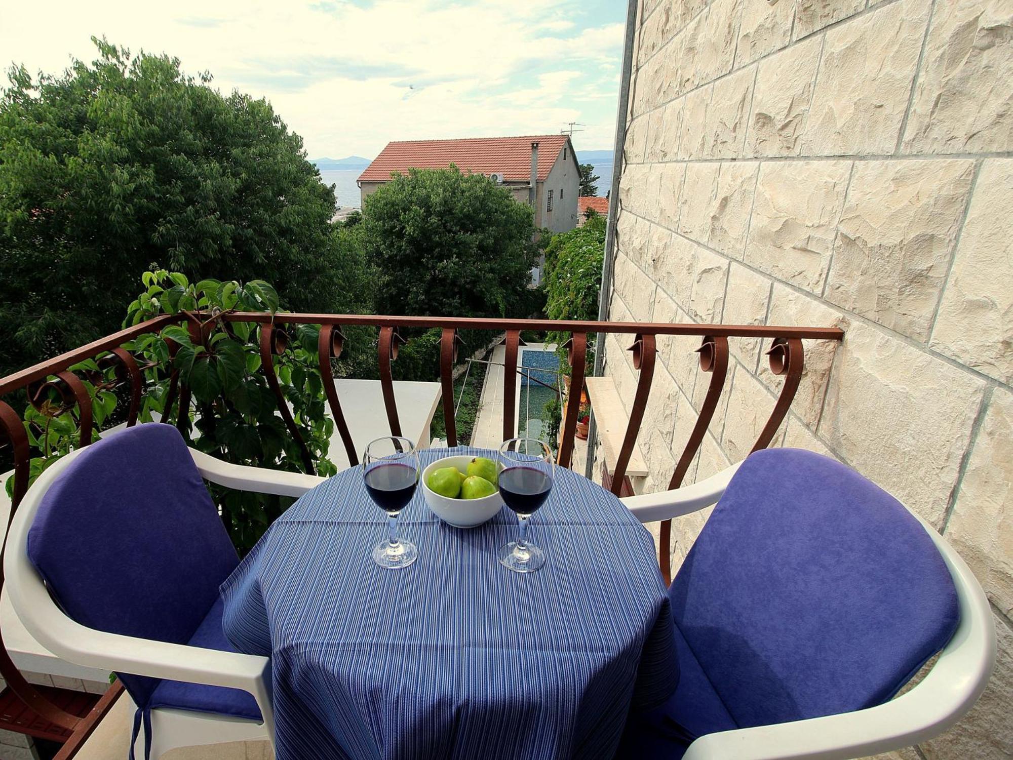 Villa Renipol Adults Only Sutivan Szoba fotó