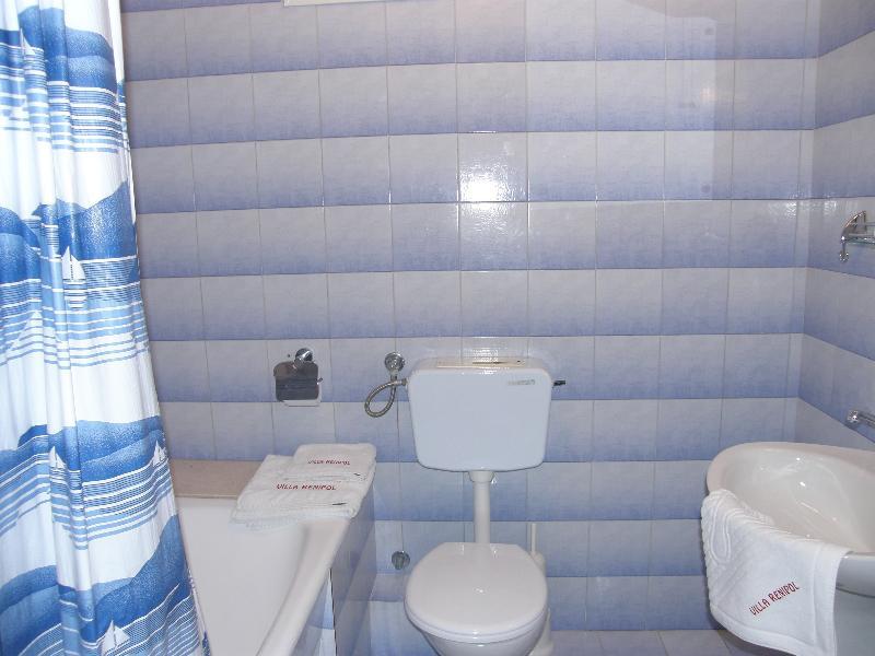Villa Renipol Adults Only Sutivan Kültér fotó